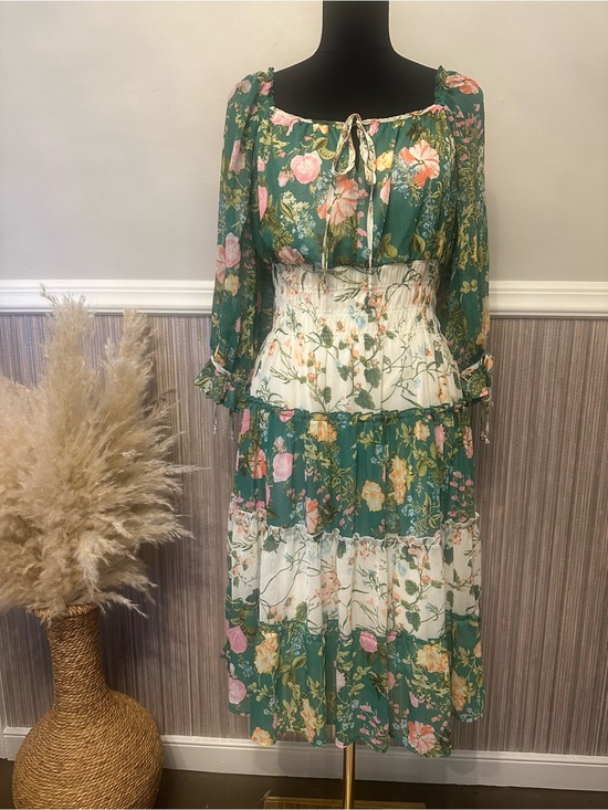 fig and flower Dresses & Skirts - Fig & Flower Floral Cottagecore Peasant Midi Dress Women’s Medium NWOT Boho